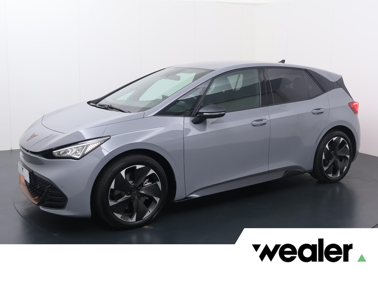 CUPRA Born - Essential 62 kWh | 231 PK | SoH 92% | Climate control | Stoelverwarming | Apple Carplay/A - AutoWereld.nl