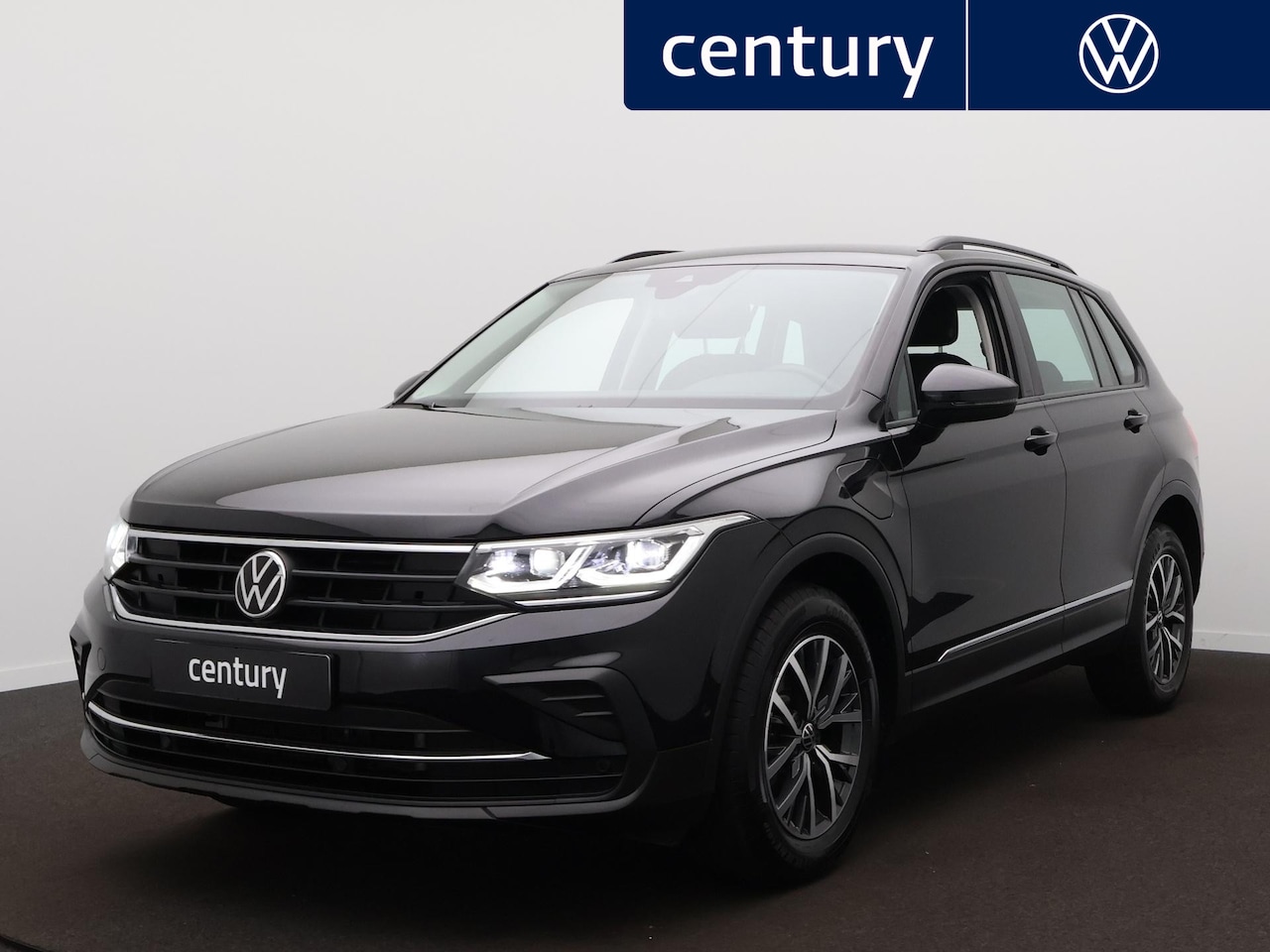 Volkswagen Tiguan - 1.4 TSI eHybrid Life / Clima / Camera / Virtual - AutoWereld.nl