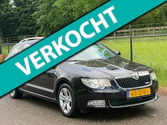 Skoda Superb Combi - 1.6 TDI Greenline Ambition /Trekhaak/Navi/