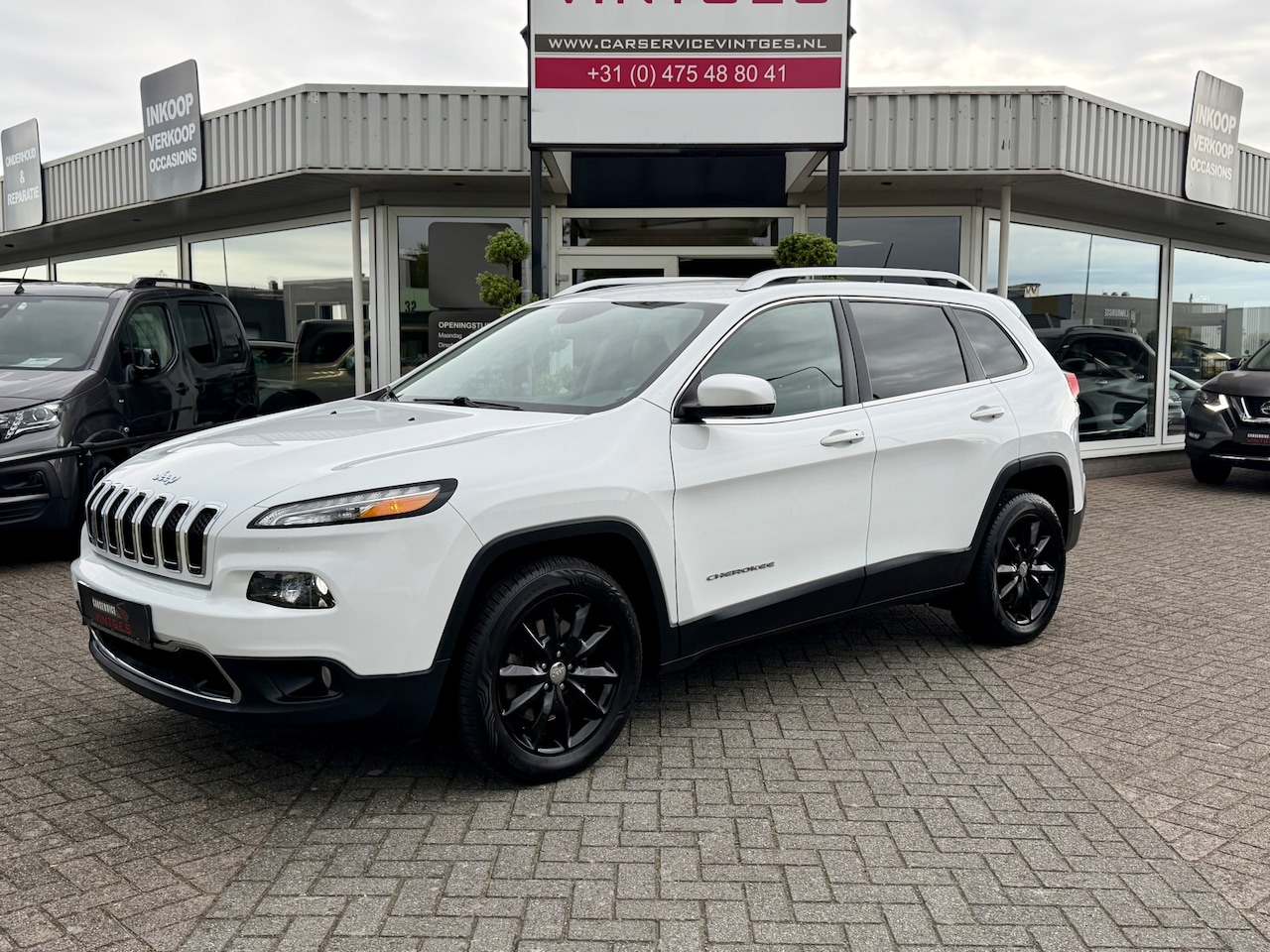 Jeep Cherokee - limited 2.4 Limited 188pk |188 pk | Leder | Camera | Apple CarPlay | Trekhaak | Climate | - AutoWereld.nl