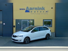 Skoda Rapid Spaceback - 1.0 Tsi Clever 110 pk Navigatie, Winterpack, Xenon, cruisecontrol, Autom. airco, Panoramad