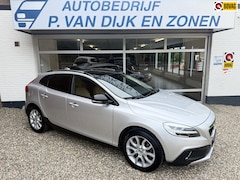 Volvo V40 Cross Country - 1.5 T3 Polar+ Luxury AUTOMAAT