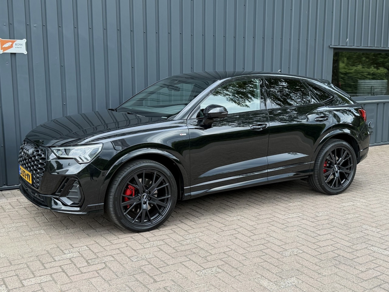 Audi Q3 Sportback - 40 TFSI quattro S Edition 190PK!/3X S-LINE!/COMPLEET!/ - AutoWereld.nl