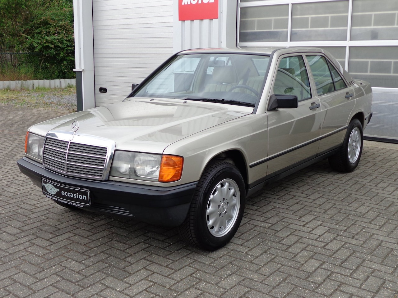 Mercedes-Benz 190-serie - 2.3 Automaat belastingvrij !! zeer mooi. - AutoWereld.nl
