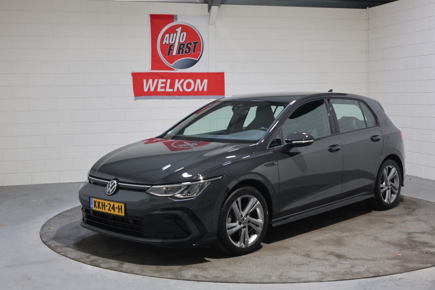 Volkswagen Golf - 1.5 eTSI R-Line 1.5 eTSI R-Line, Mild Hybrid, Compleet, 17 inch, Cruise, Clima, Digitaal dash, Parkeersens - AutoWereld.nl