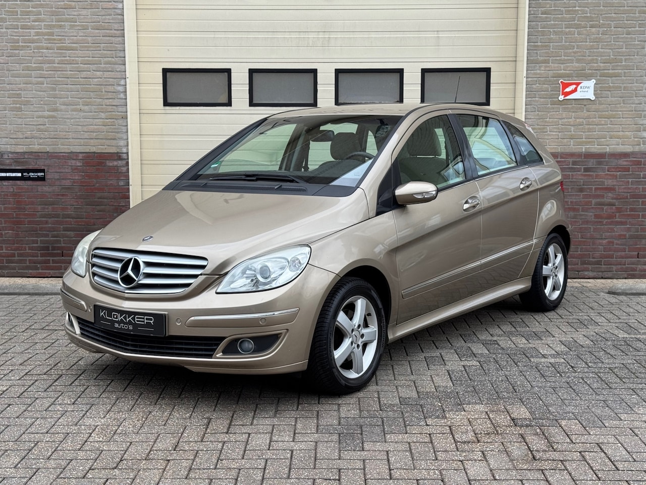 Mercedes-Benz B-klasse - 180 CDI Automaat|Groot navi|Stoelverw.|PDC - AutoWereld.nl
