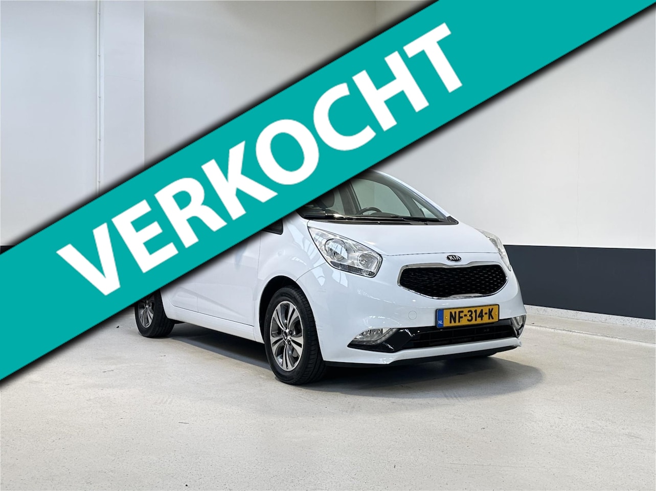 Kia Venga - 1.4 CVVT ExecutiveLine | Pano | Camera | Navigatie | NL | 2 Eig | Stoelverwarming| stuur v - AutoWereld.nl