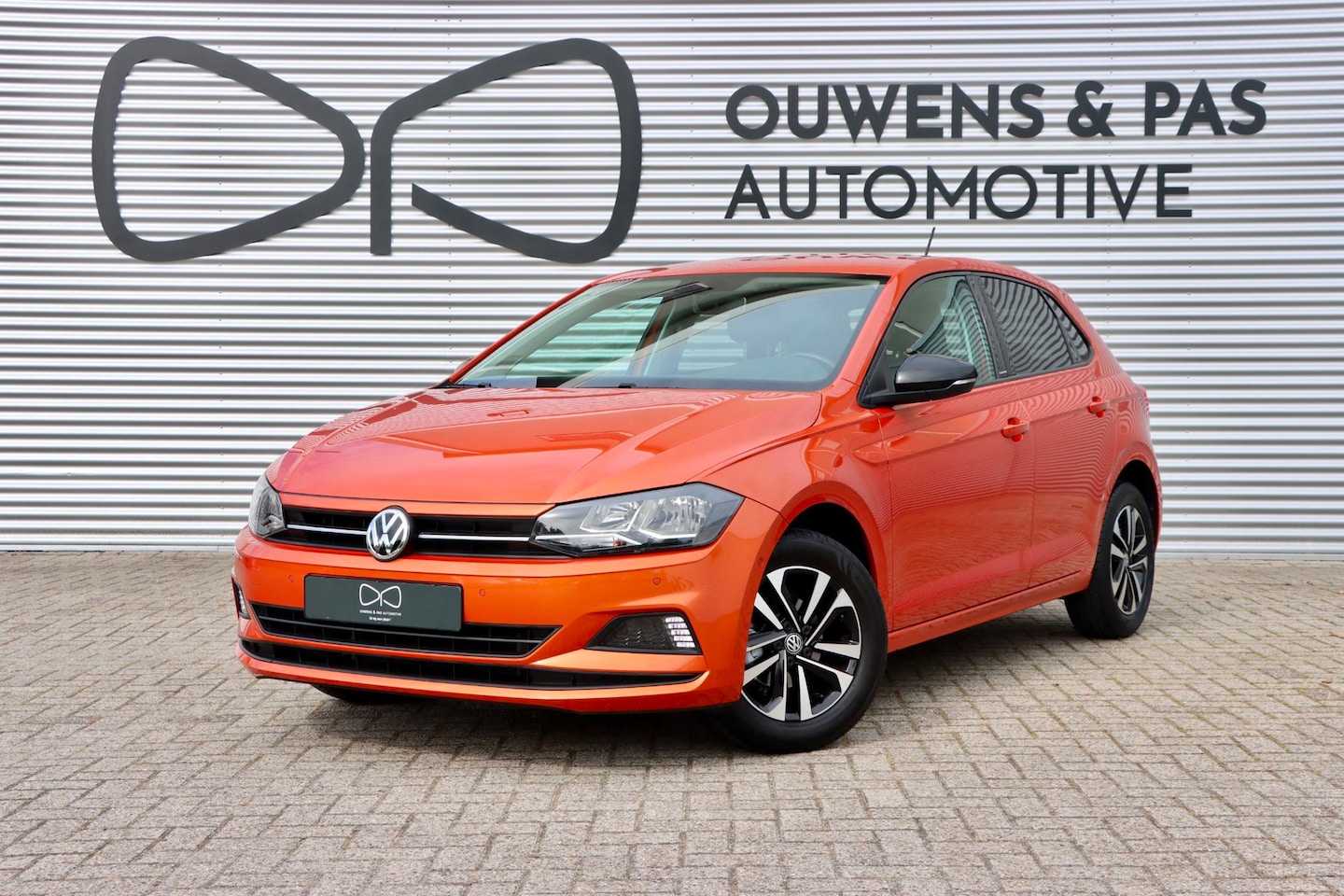 Volkswagen Polo - 1.0 TSI Comfortline | NAVIGATIE | STOELVERWARMING | ACC | AIRCO - AutoWereld.nl
