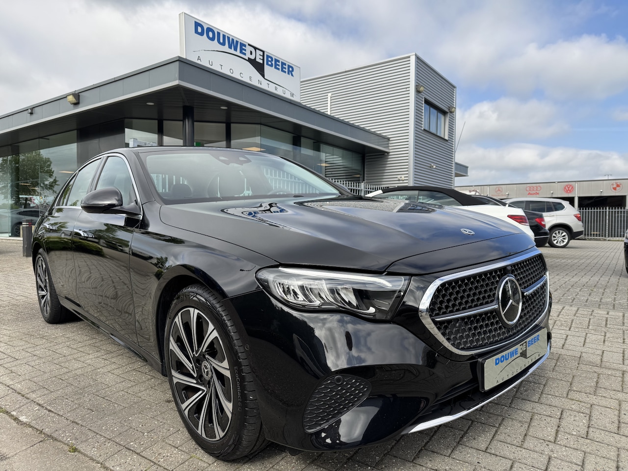 Mercedes-Benz E-klasse - 300 e Luxury Line 300 e Luxury Line - AutoWereld.nl