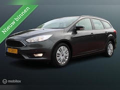 Ford Focus Wagon - 1.0 EcoBoost Trend Edition, Stoel-stuurverwarming, Cruise, Clima, Navi, App connect, Pdc v