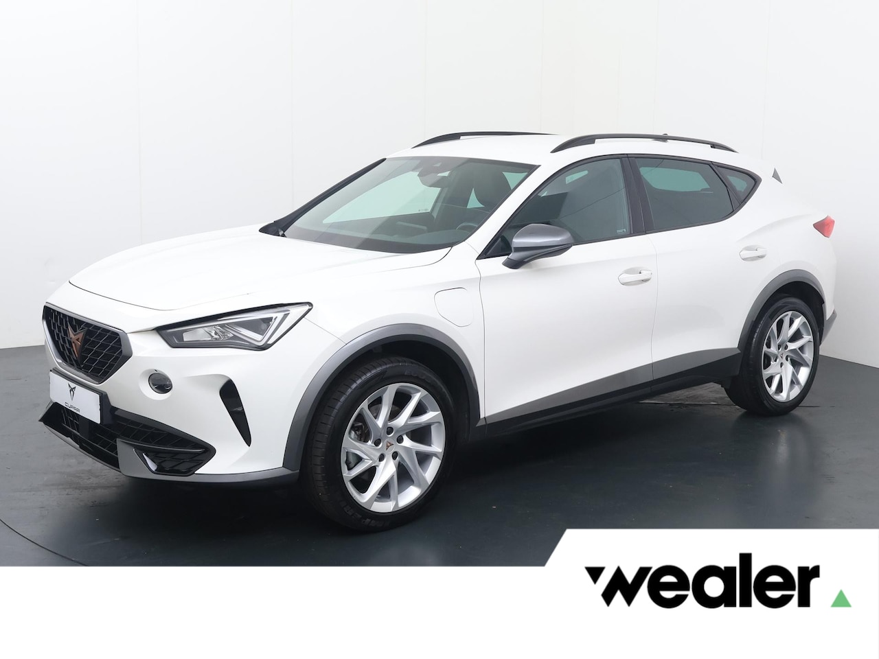 CUPRA Formentor - 1.4 TSI e-Hybrid Essential | 245 PK | SoH 91% |  Adaptive cruise control | Lane assist | L - AutoWereld.nl