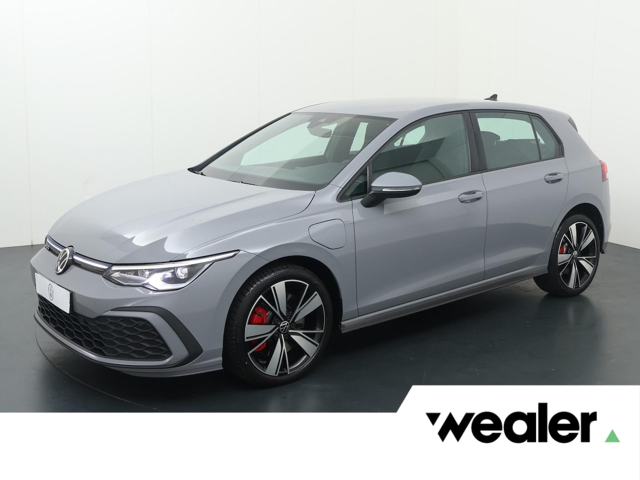 Volkswagen Golf - 1.4 eHybrid GTE | 245 PK | SoH 97% | Climate control | 18" LM velgen | Keyless | Apple Car - AutoWereld.nl