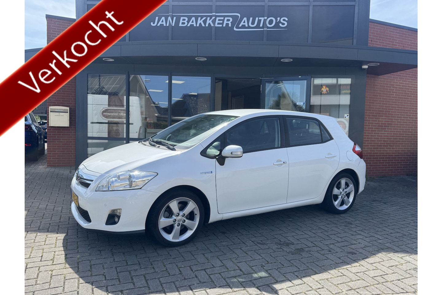 Toyota Auris - hybrid 1.8 VVT-i Aspiration ✅ Gereserveerd ✅ - AutoWereld.nl