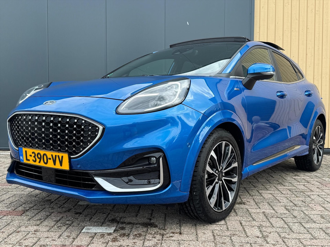 Ford Puma - 1.0i Ecoboost Hybrid 155pk ST-Line X Vignale | NL Auto | Trekhaak | ACC | Pano | Massage | - AutoWereld.nl