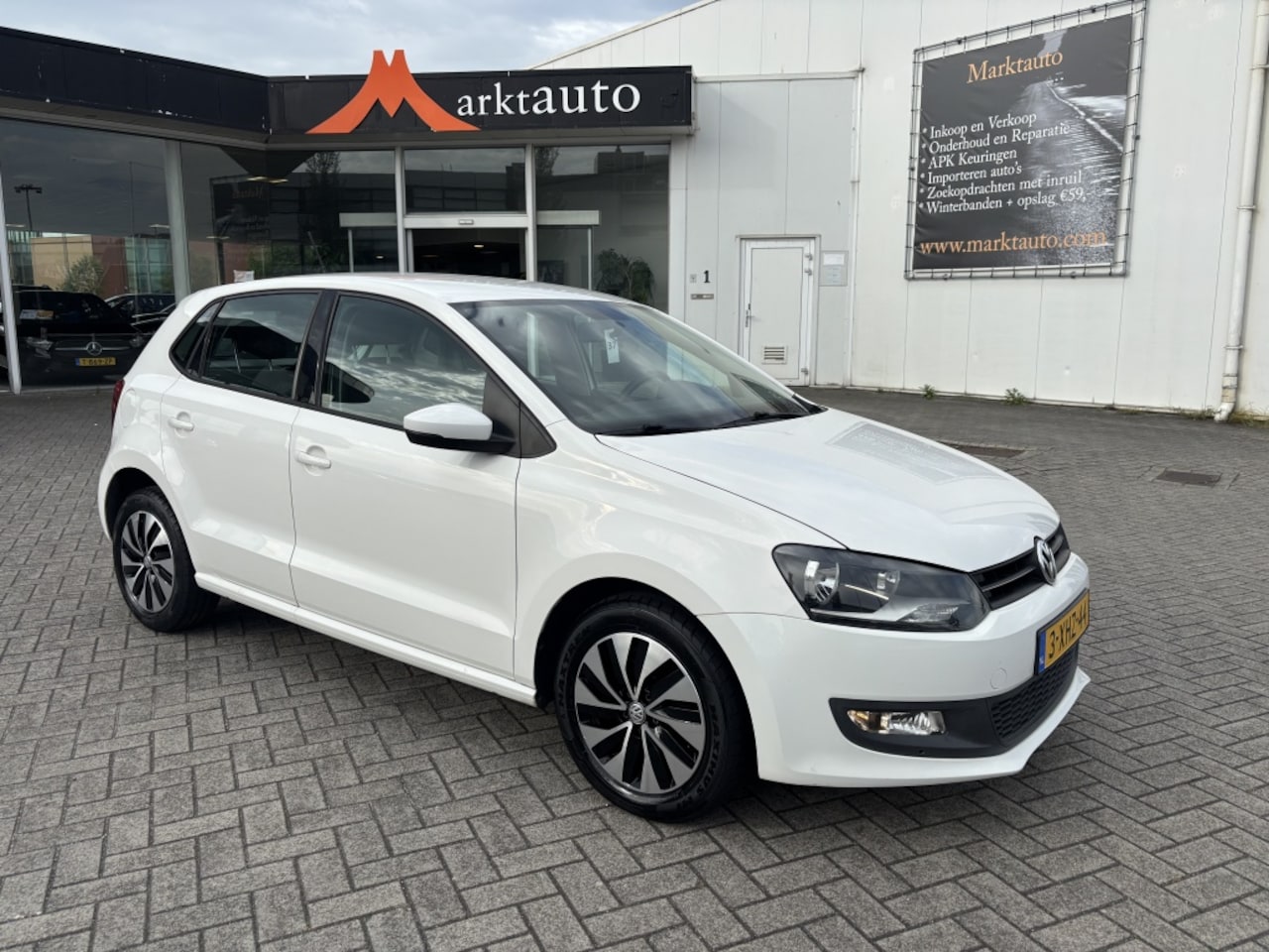 Volkswagen Polo - 1.2 TSI Highline Camera Navi Bluetooth - AutoWereld.nl