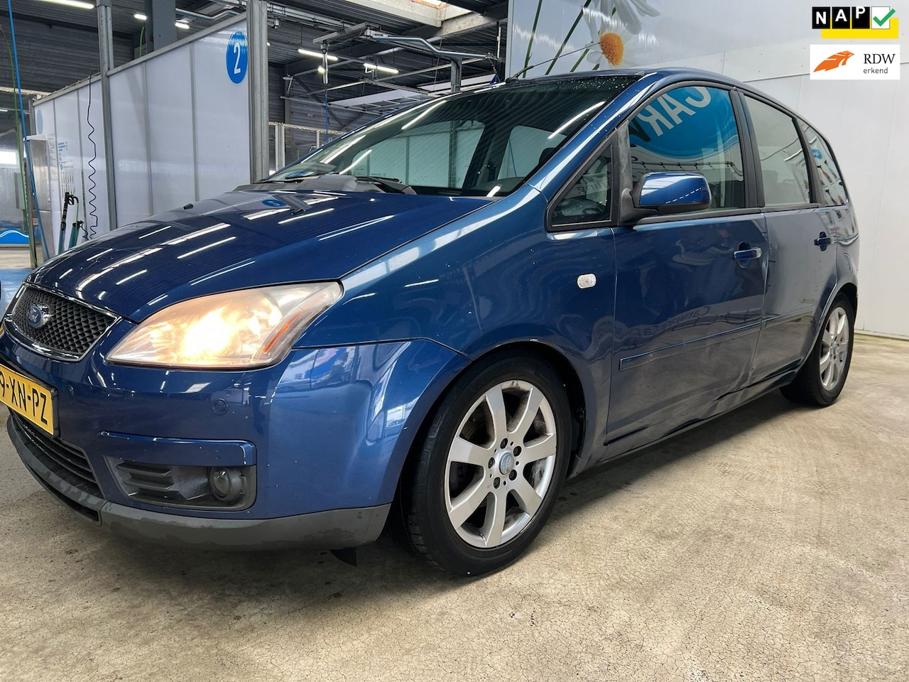 Ford Focus C-Max - 1.6-16V Futura Airco Navigatiesysteem APK - AutoWereld.nl