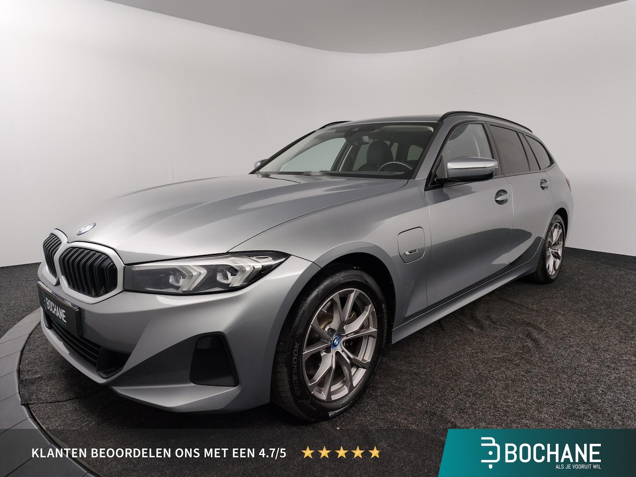 BMW 3-serie Touring - 330e xDrive | Open dak | Trekhaak | Elektrische Achterklep | - AutoWereld.nl