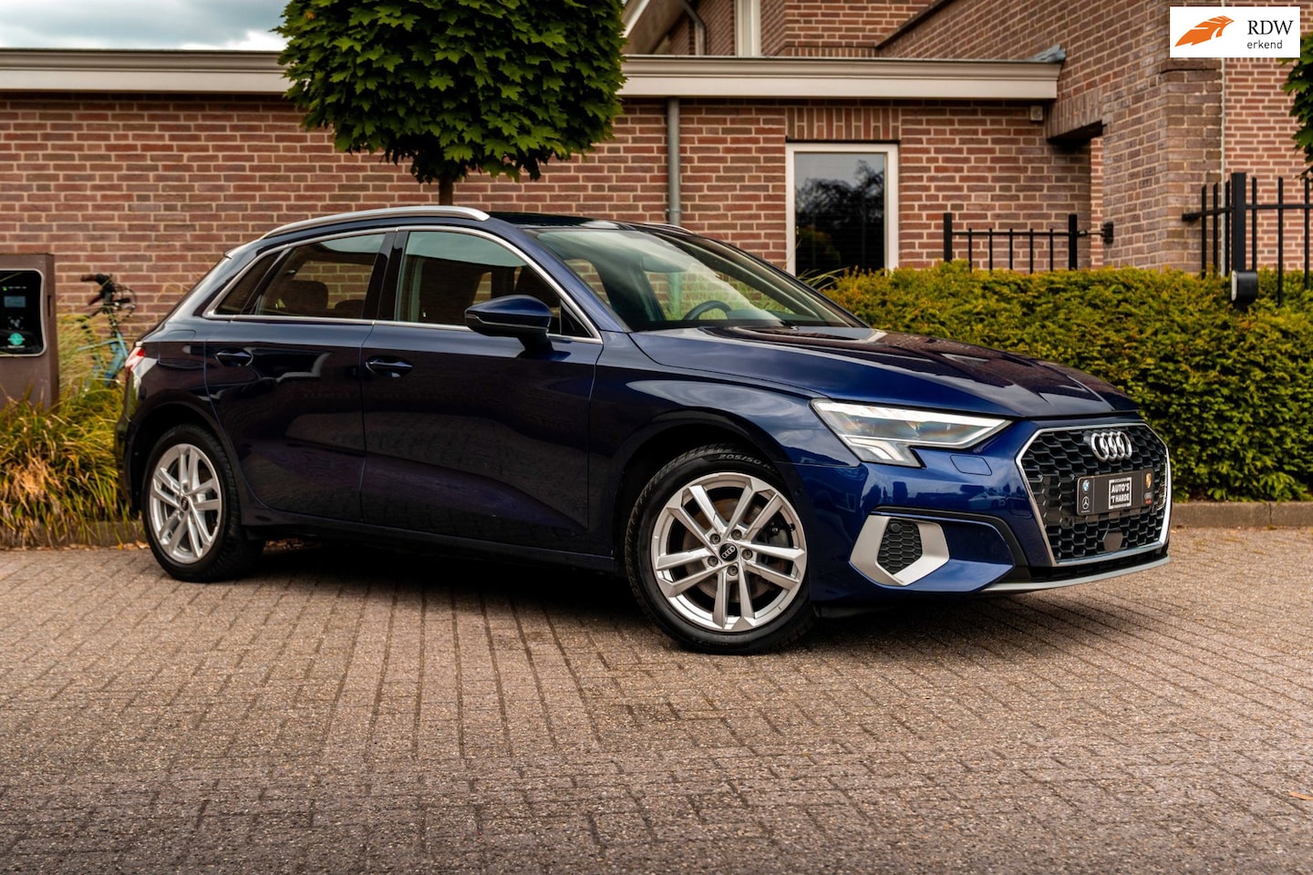 Audi A3 Sportback - 40 TFSI e Business Edition 204 PK Adaptive Elek.Klep Stoelverwarming 17'' - AutoWereld.nl