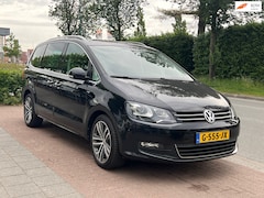Volkswagen Sharan - 1.4 TSI Highline 6p. *PDC| PANO-SCHUIFDAK I Lichte blikschade I
