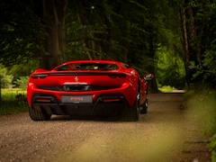 Ferrari 296 GTS - 3.0 V6 | Lift | Carbon Racing Seats | Pass. display | Veel alcantara