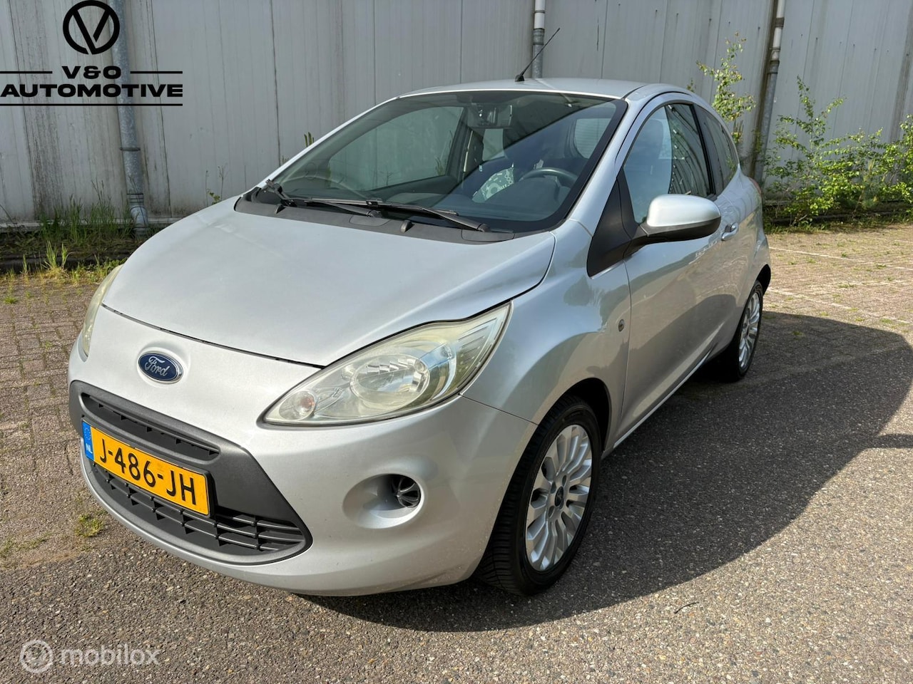 Ford Ka - 1.2 Grand Prix start/stop | Navi | Airco - AutoWereld.nl