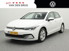 Volkswagen Golf - 1.5 TSI 130pk Life Business | Trekhaak | Elektrisch bedienbare stoel | Side-Assist | Adapt
