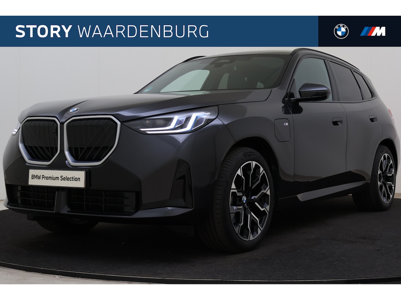 BMW X3 - 30e xDrive M Sport Automaat / Panoramadak / Sportstoelen / Comfort Access / Adaptieve LED - AutoWereld.nl