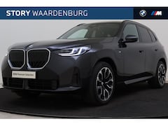 BMW X3 - 30e xDrive M Sport Automaat / Panoramadak / Sportstoelen / Comfort Access / Adaptieve LED