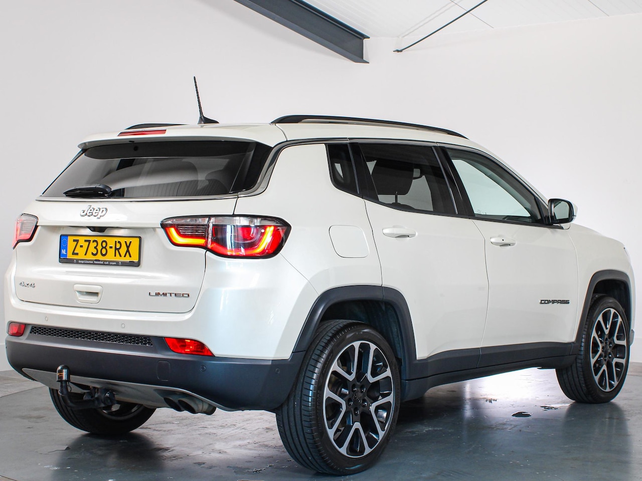 Jeep Compass - 1.4 MultiAir Limited 4x4 Trekhaak, Stoel/Stuurverwarming, Apple CarPlay/Android Auto, Crui - AutoWereld.nl