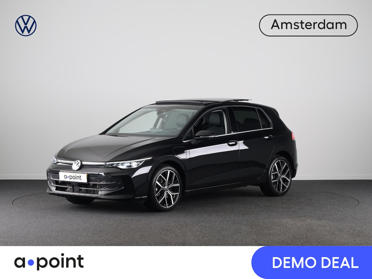 Volkswagen Golf - 1.5 eHybrid Style Edition 204PK | Panoramadak | Wegklapbare trekhaak | Sportonderstel | Le - AutoWereld.nl