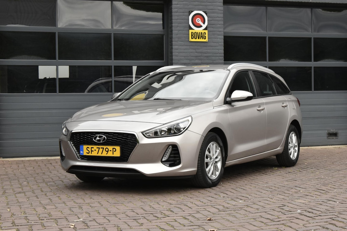 Hyundai i30 Wagon - 1.4 T-GDI Comfort 1.4 T-GDI Comfort - AutoWereld.nl