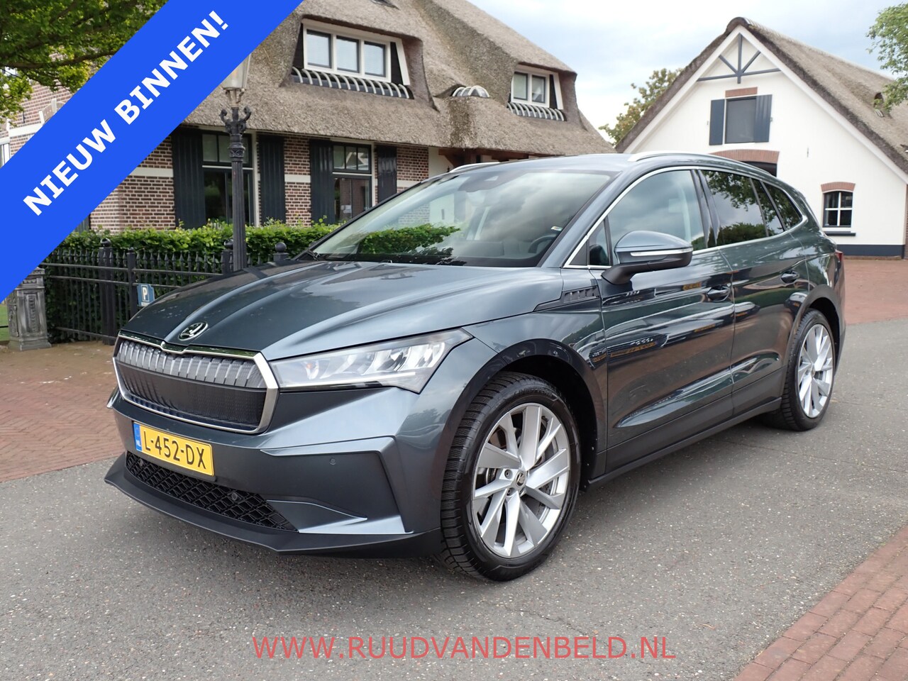 Skoda Enyaq iV - 80 / WARMTEPOMP / CARPLAY / 20'' / KEYLESS - AutoWereld.nl