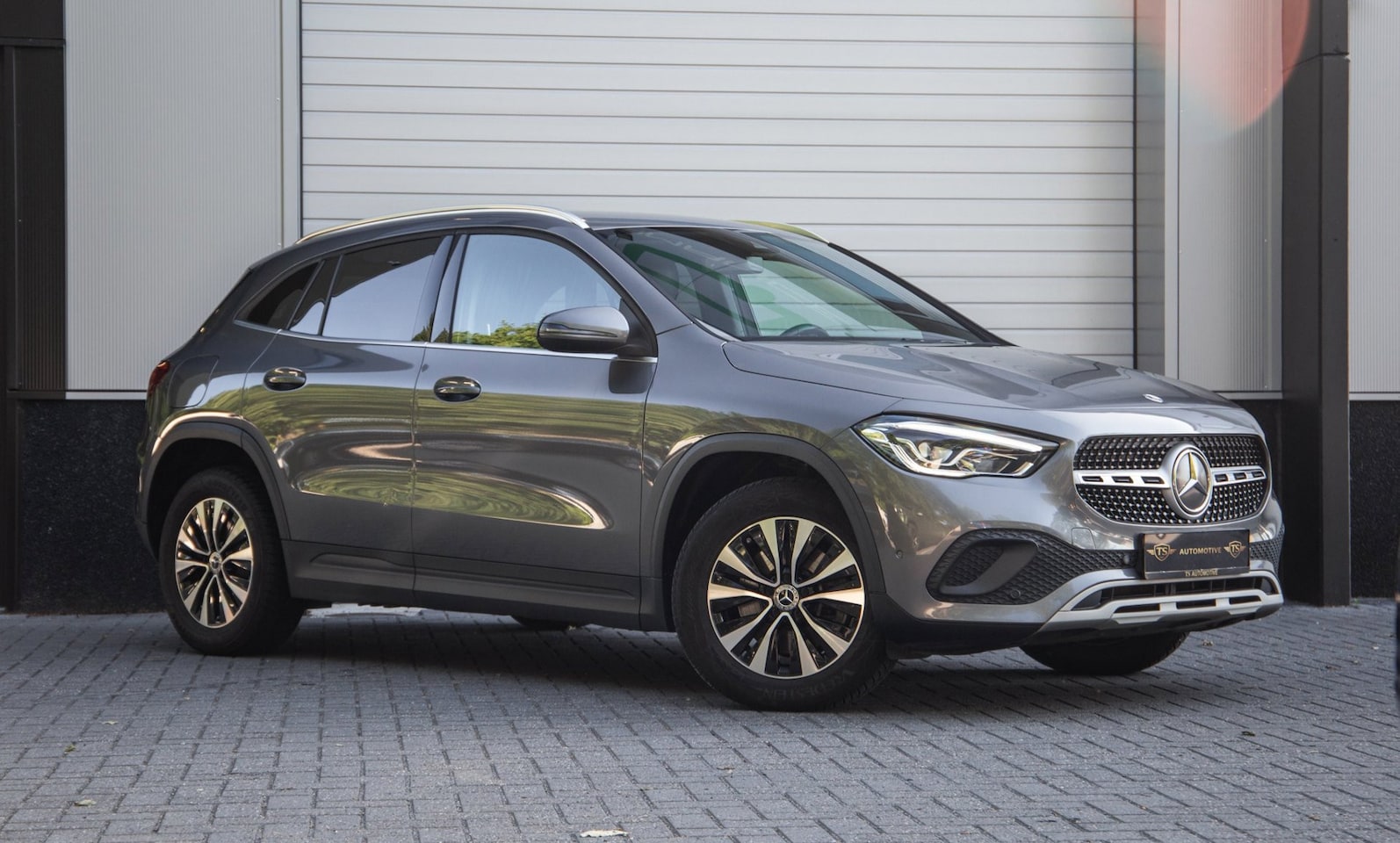 Mercedes-Benz GLA-Klasse - 250 e Business Solution Luxury Limited 250 e Business Solution Luxury Limited - AutoWereld.nl