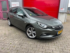 Opel Astra Sports Tourer - 1.6 CDTI 136pk Innovation / EXPORT /Trekhaak / Sportstoelen/ Stuur- en stoelverw. / 17" LM