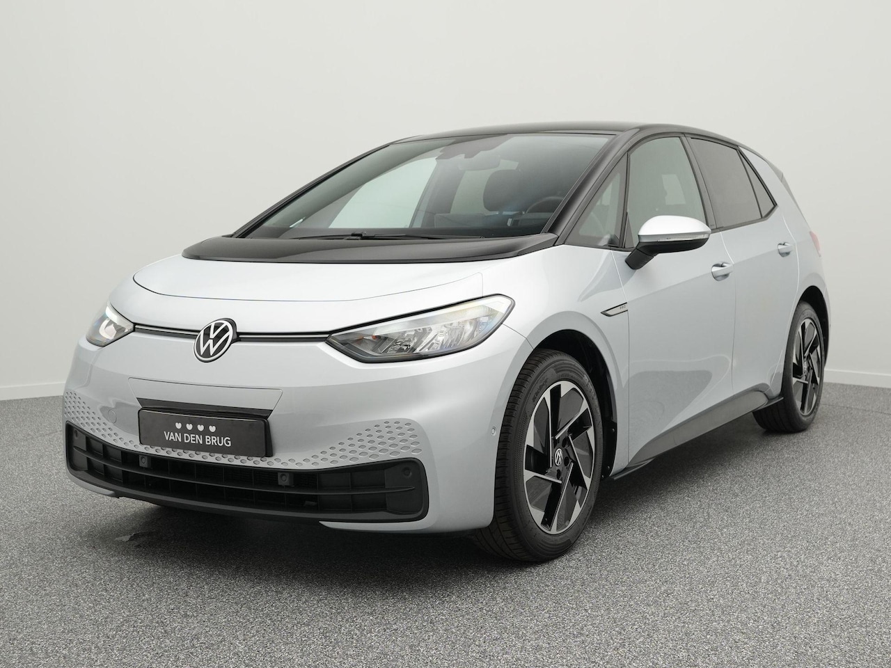 Volkswagen ID.3 - Pro 58 kWh 204 PK | Steunhaak | Stuur & Stoelverwarming | Achteruitrijcamera | Navigatie | - AutoWereld.nl