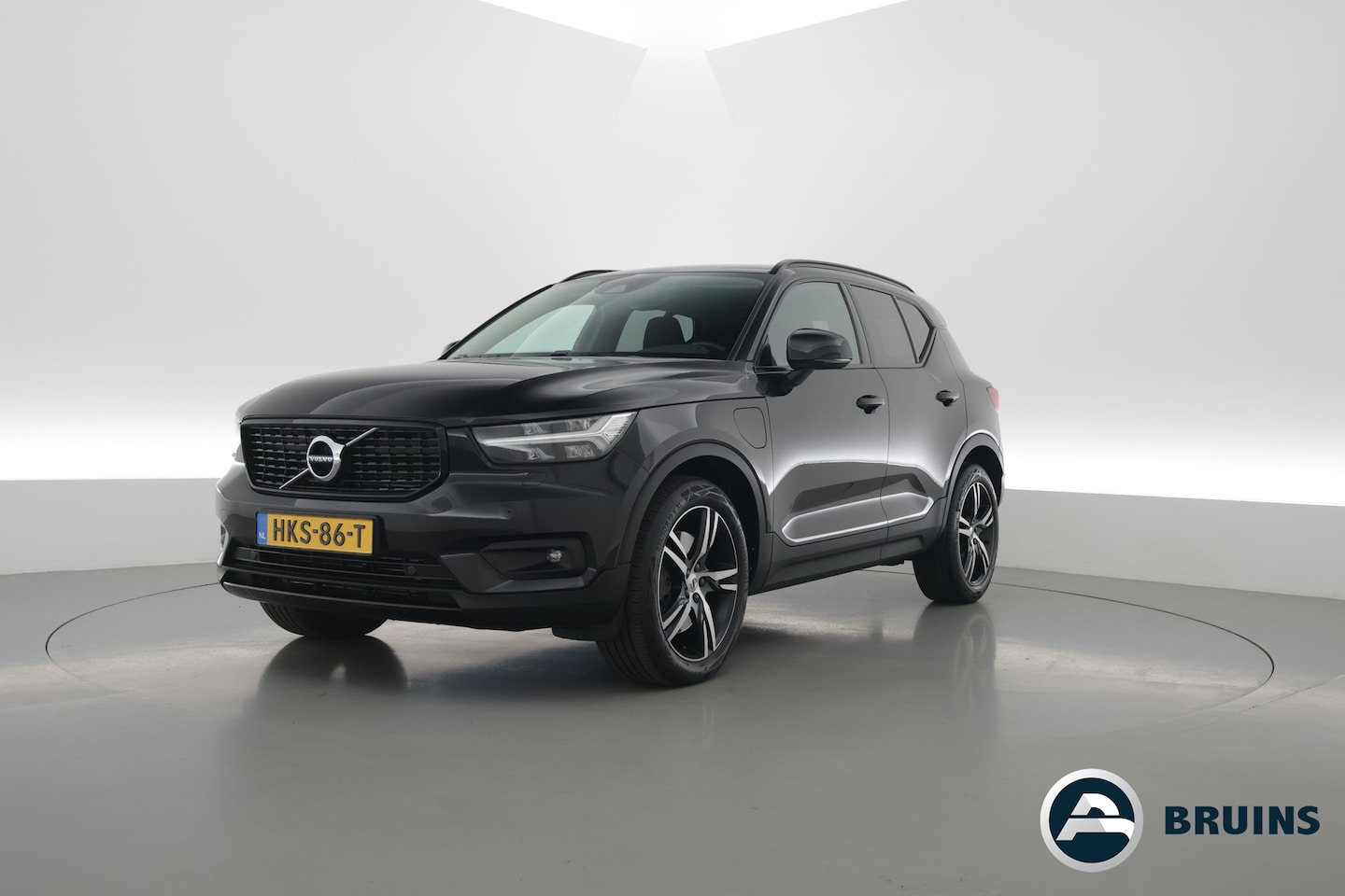 Volvo XC40 - 1.5 T5 Recharge R-Design | 262 PK | Trekhaak | Adap. Cruise control | Blis | Elek Stoelen - AutoWereld.nl