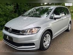 Volkswagen Touran - 1.2 TSI Trendline 2018 7 PERS NAVI CLIMA CRUISE TREKHAAK
