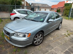 Volvo S60 - 2.4 Drivers Edition AUTOMAAT DISTRIBUTIE GEBROKEN
