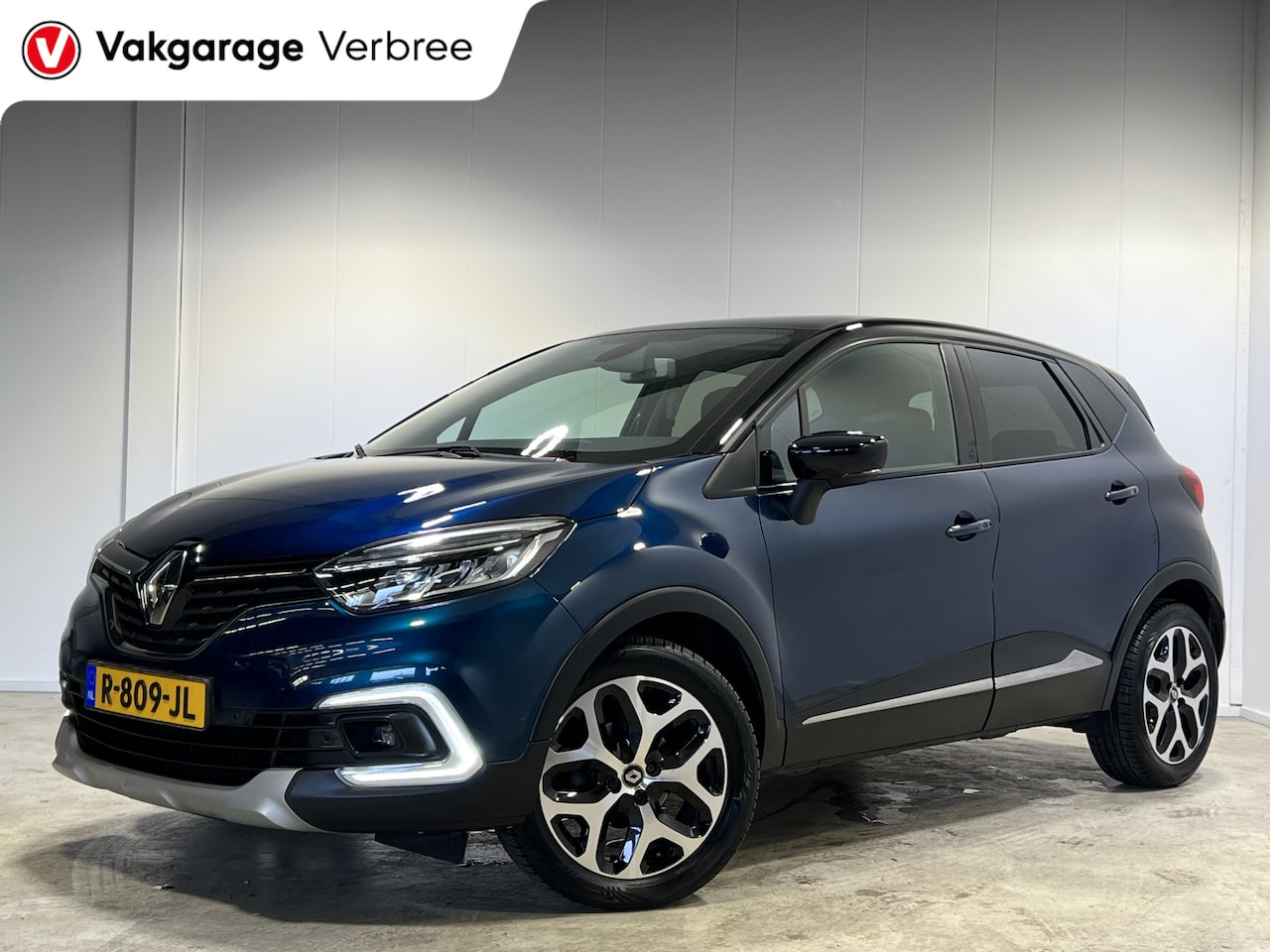 Renault Captur - 0.9 TCe Intens | Navigatie/Android/Apple Carplay | LM Velgen 17" | Panoramadak | Voorstoel - AutoWereld.nl