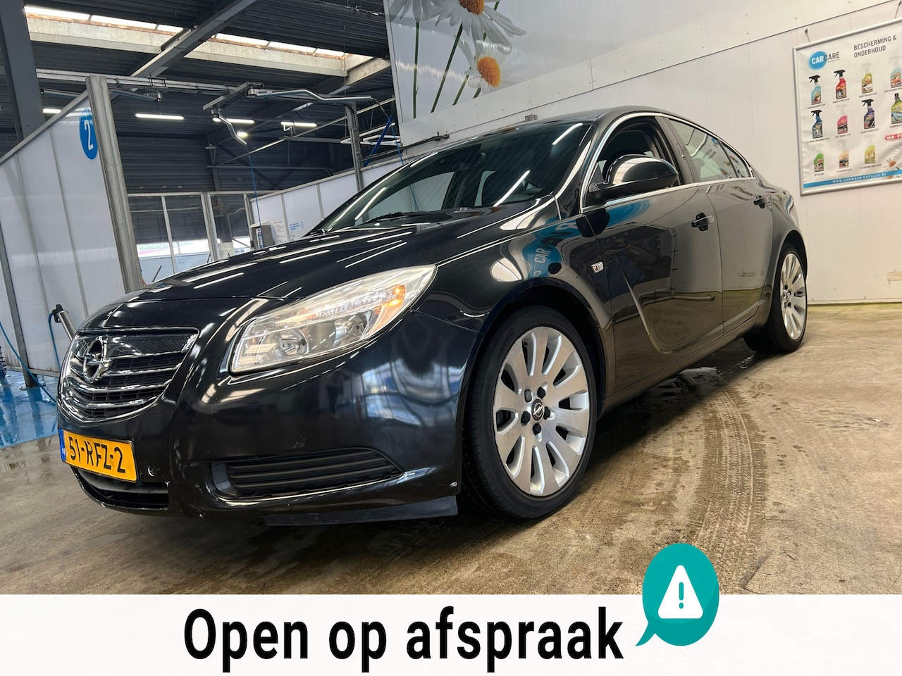 Opel Insignia - 1.6 T Edition/Parkeersensoren/Airco/ Navi/ APK - AutoWereld.nl