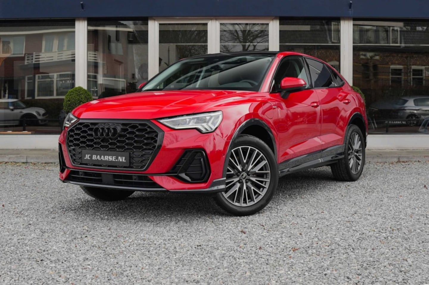 Audi Q3 Sportback - 45 TFSI E S EDITION/PANO/MATRIX/SFEER/KEYLESS - AutoWereld.nl