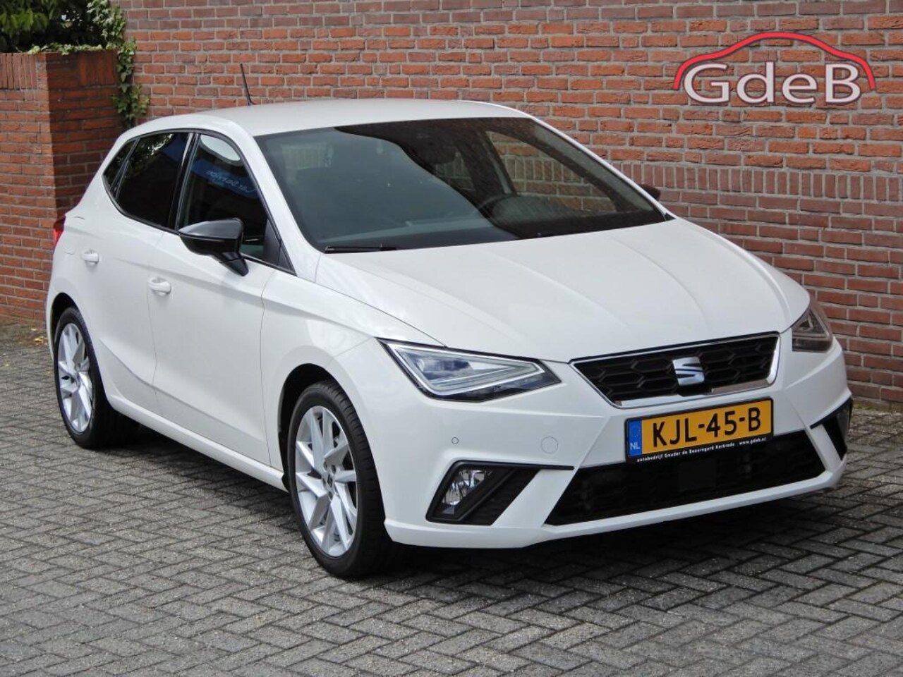 SEAT Ibiza - 1.5 TSI FR BNS INT. automaat - AutoWereld.nl