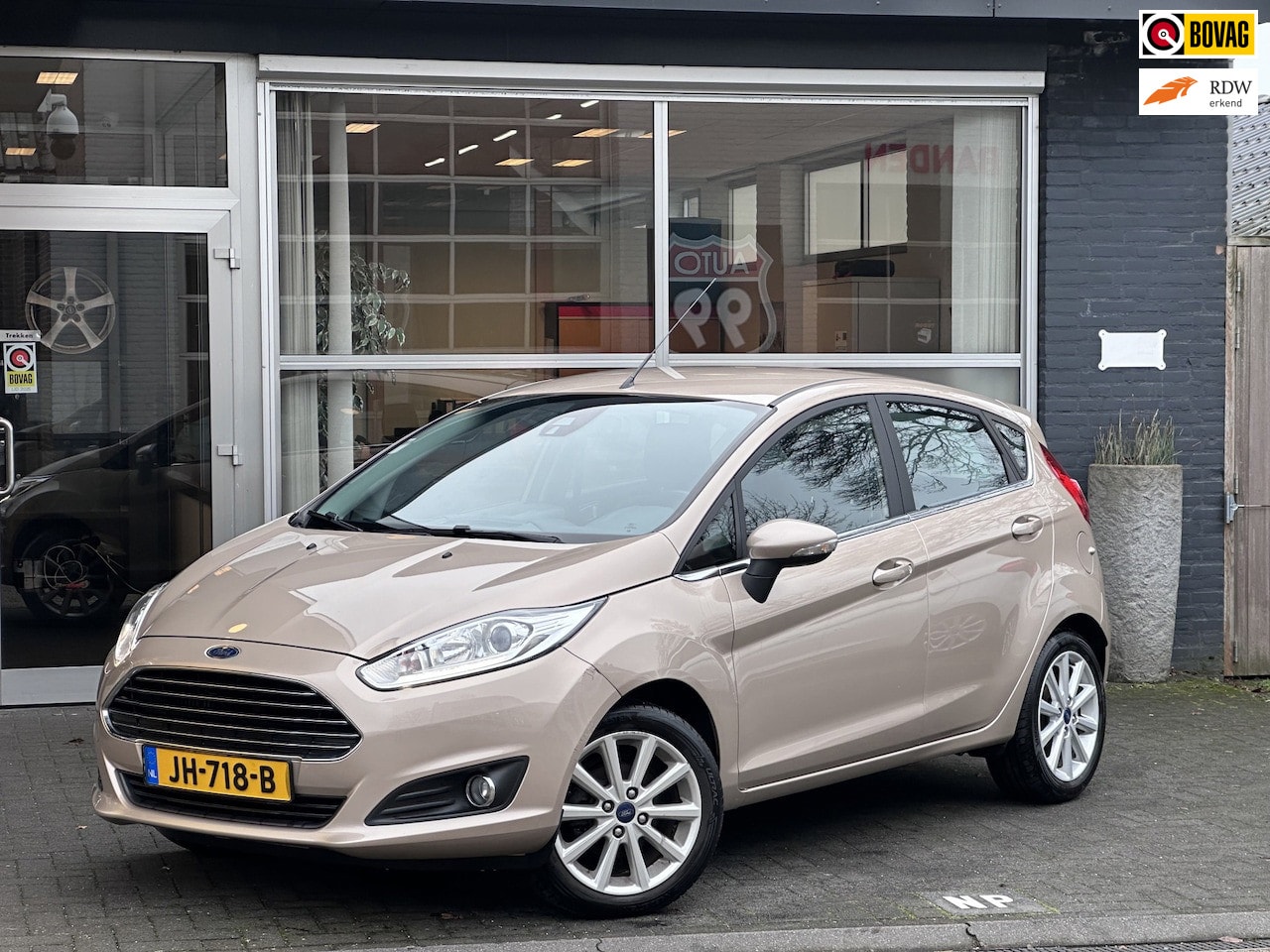 Ford Fiesta - 1.0 EcoBoost Titanium 1.0 EcoBoost Titanium - AutoWereld.nl