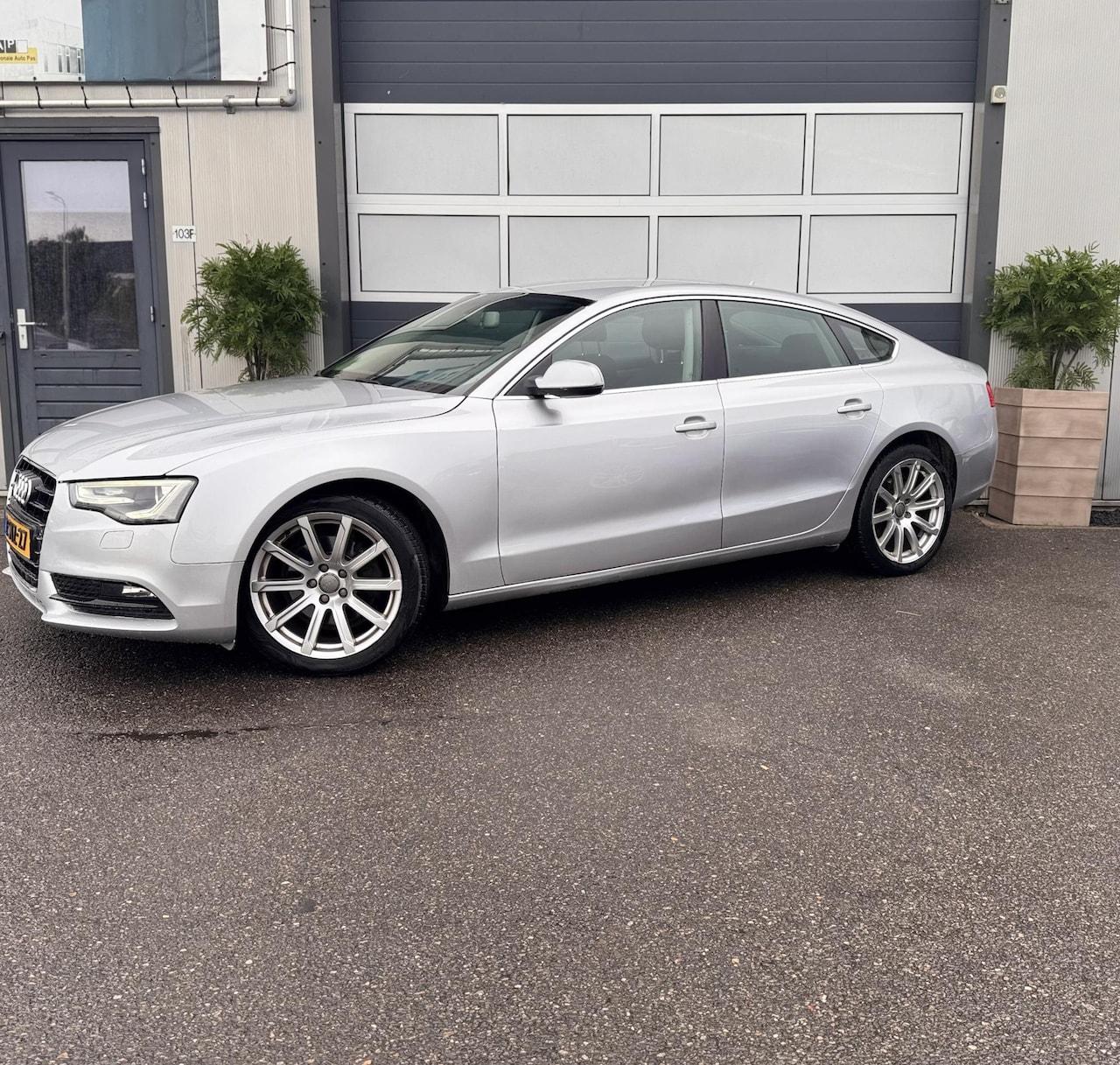 Audi A5 Sportback - 1.8 TFSI Business Edition 1.8 TFSI Business Edition - AutoWereld.nl