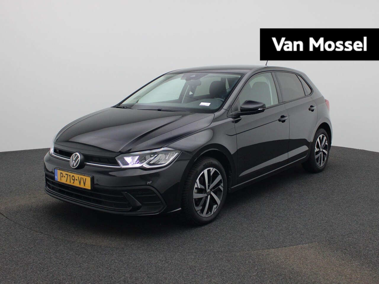 Volkswagen Polo - 1.0 TSI Life Business 95 PK| Origineel Nederlands | 1e Eigenaar | Navigatie | Stoelverwarm - AutoWereld.nl