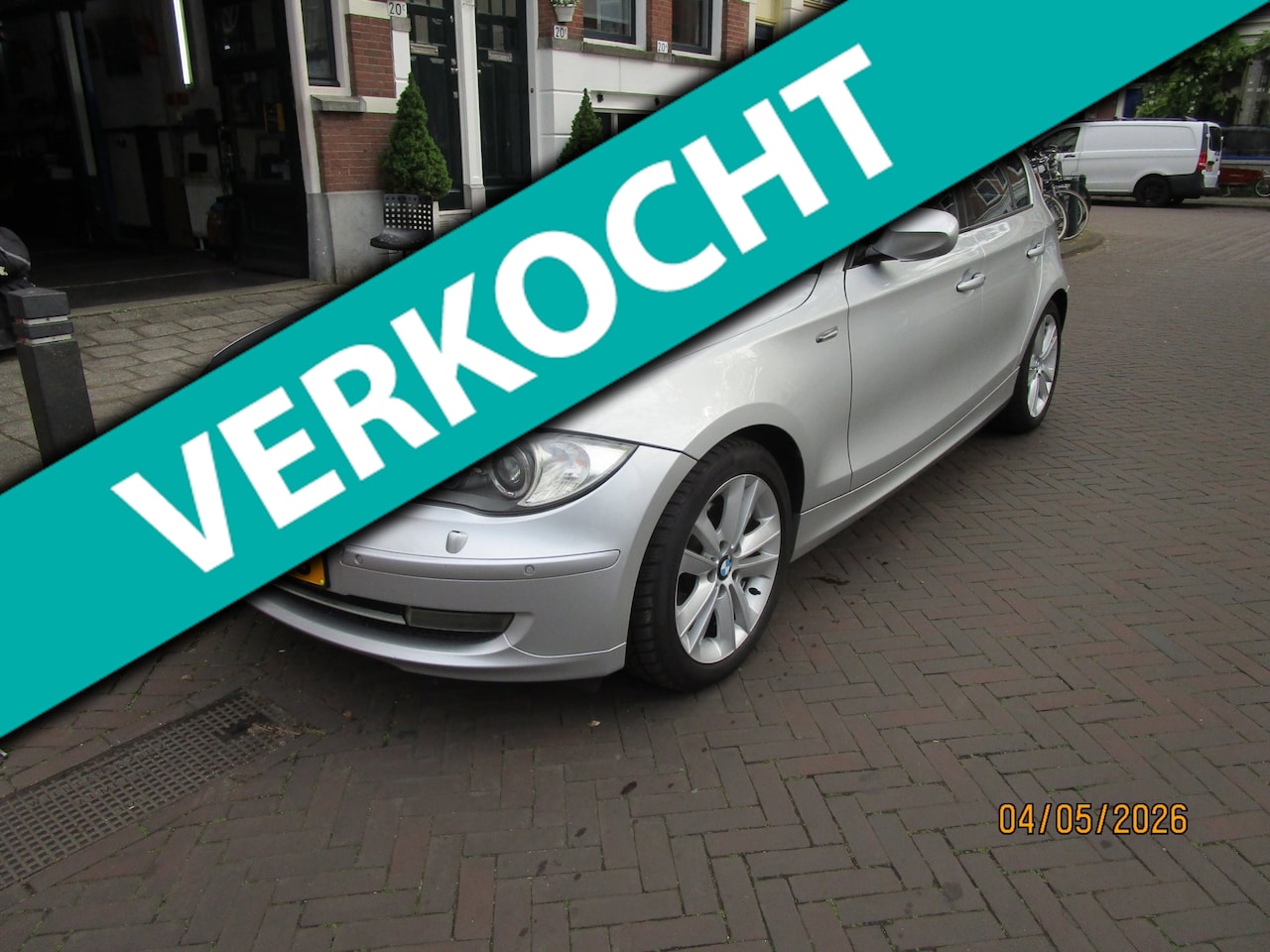 BMW 5-serie - 120i Automaat 5-Drs Airco Leer Navi - AutoWereld.nl