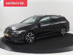 Volkswagen Golf Variant - 1.5 eTSI R-Line | Trekhaak | Stoelverwarming | Camera | Sportstoelen | Carplay | Navigatie