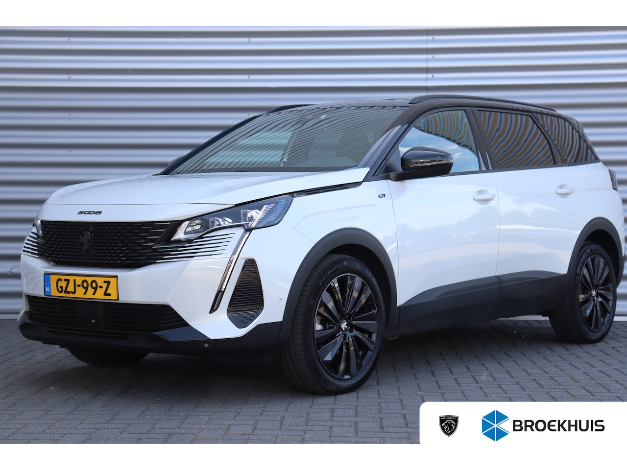 Peugeot 5008 - 1.2 HYBRID 136PK GT PACK AUTOMAAT / NAVI / CLIMA / PDC / 19" LMV / CAMERA / KEYLESS / PANO - AutoWereld.nl