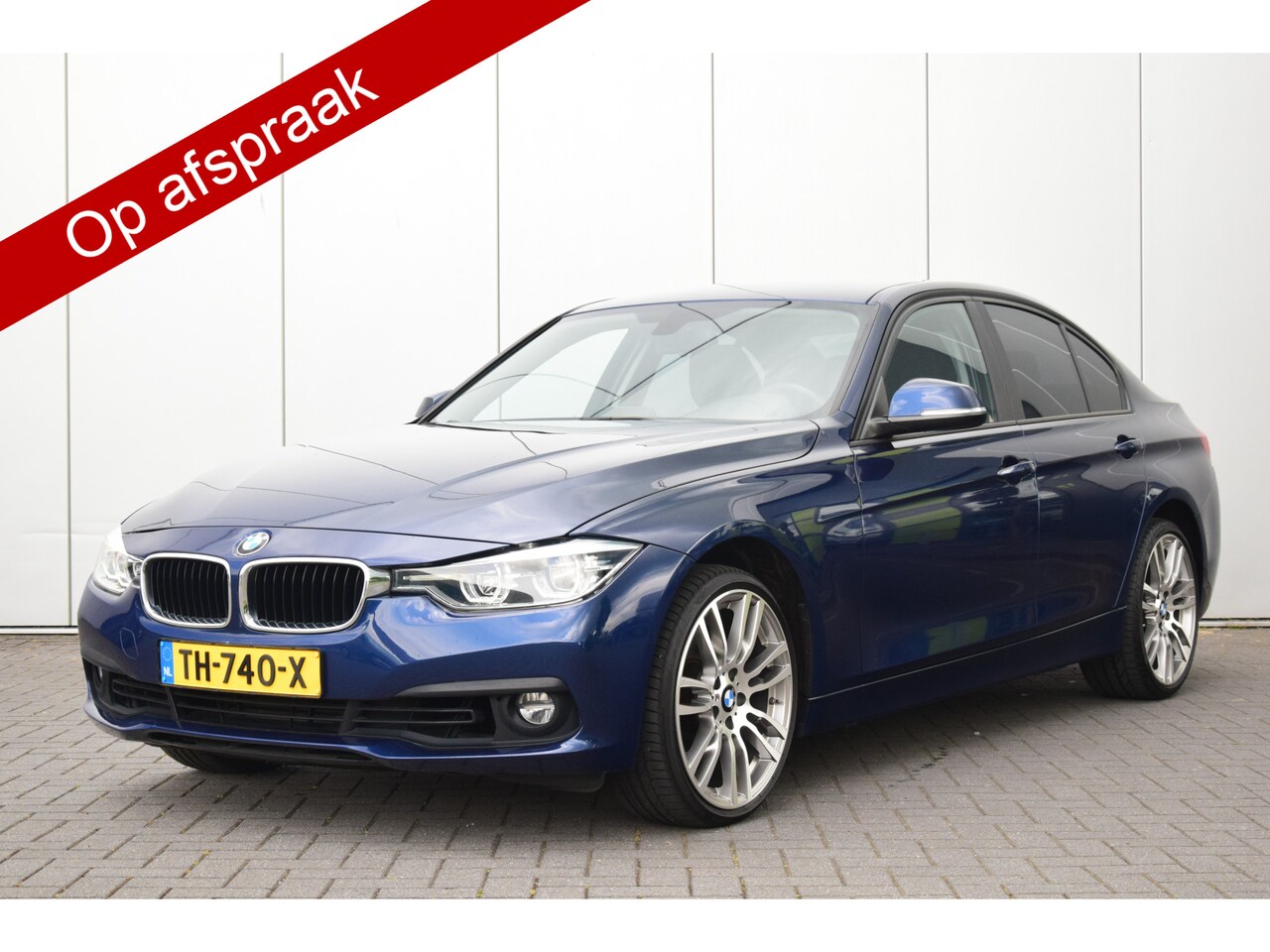 BMW 3-serie - 318i Executive Priv/Glass Navi Led 18'LMV - AutoWereld.nl