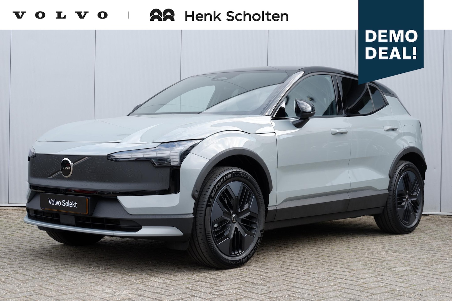 Volvo EX30 Cross Country - P5 Long Range Plus Europa 69 kWh Driver Support | Warmtepomp | Dual Zone Electronic Climat - AutoWereld.nl